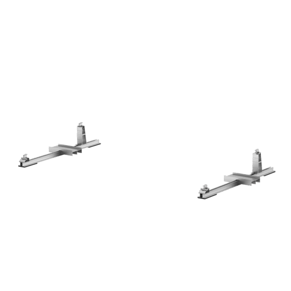Ein Paar grauer, kompliziert gestalteter mechanischer Komponenten, die einem Schienensystem ähneln, werden vor einem schwarzen Hintergrund dargestellt. Jedes Bauteil weist deutliche vertikale Stützen und horizontale Stangen auf, was auf die Funktionalität bei der Montage oder bei technischen Anwendungen hindeutet. Die Teile sind symmetrisch und scheinen aus Metall oder hochwertigem Material gefertigt zu sein.