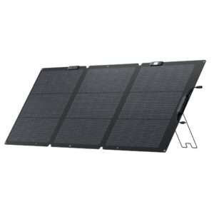 Ein tragbares Solarpanel-Setup mit drei schwarzen, glänzenden Solarpanels, die zusammengefaltet sind. Die Paneele sind verstellbar, werden von einem kleinen Metallständer getragen und sind für den Außeneinsatz konzipiert, um das Sonnenlicht effizient einzufangen.